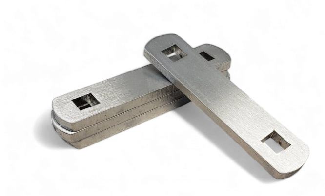 Ford 2" Lowering Shackles